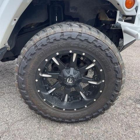 Photo of 2015 Bright White Clearcoat Jeep Wrangler Unlimited
