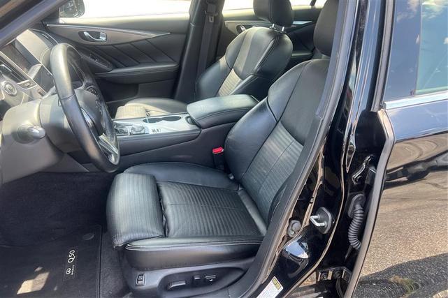 Photo of 2020 Black Obsidian INFINITI Q50