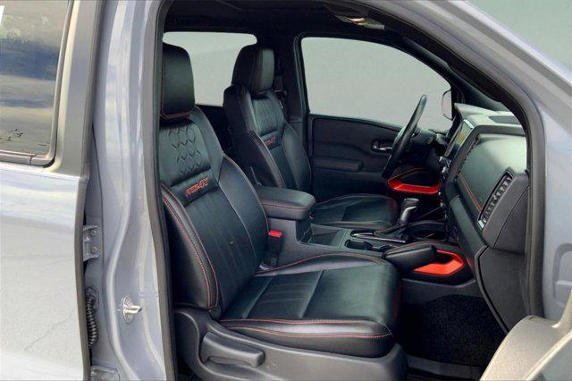 Photo of 2023 Boulder Gray Pearl Nissan Frontier