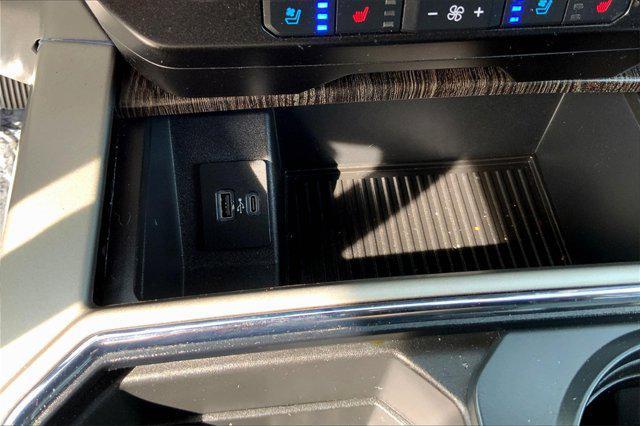 Photo of 2021 Black Ford F-250