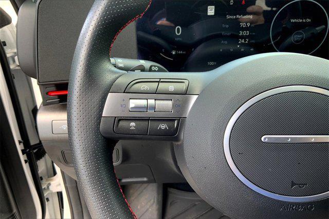 Photo of 2024 Atlas White Hyundai KONA