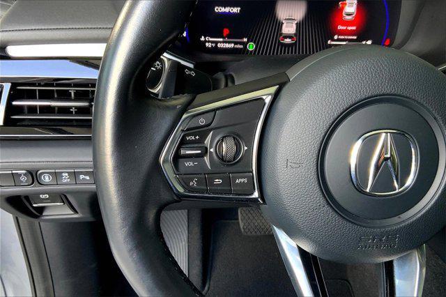 Photo of 2023 Silver Acura MDX