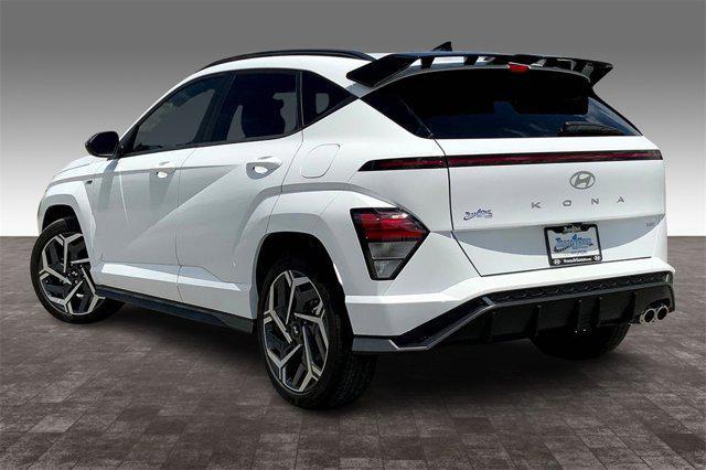 Photo of 2024 Atlas White Hyundai KONA