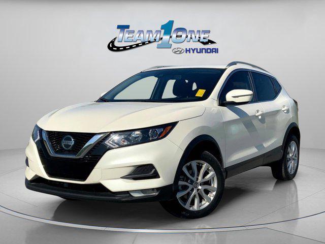 Photo of 2022 Pearl White Tricoat Nissan Rogue Sport