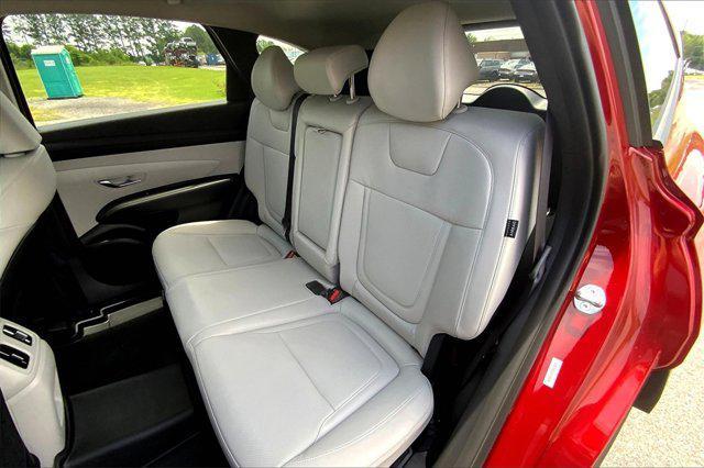 Photo of 2025 Ultimate Red Hyundai TUCSON Hybrid
