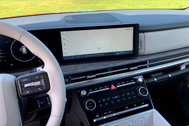Photo of 2025 Terracotta Orange Hyundai SANTA FE
