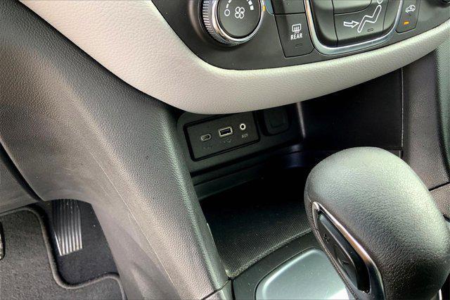 Photo of 2023 Summit White Chevrolet Equinox