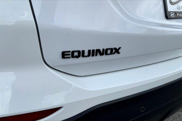 Photo of 2023 Summit White Chevrolet Equinox