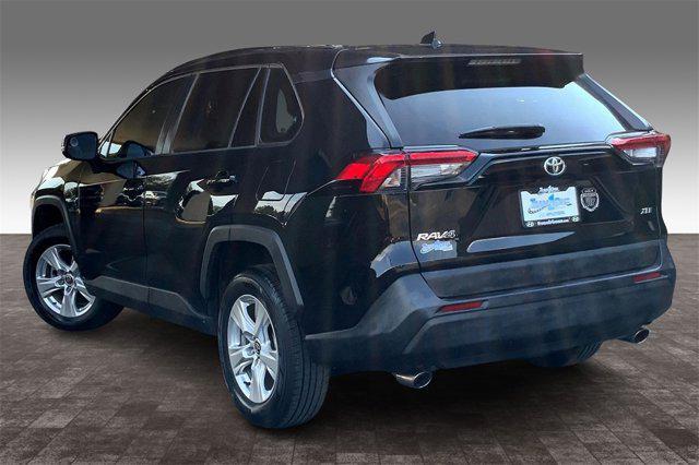 Photo of 2021 Black Toyota RAV4