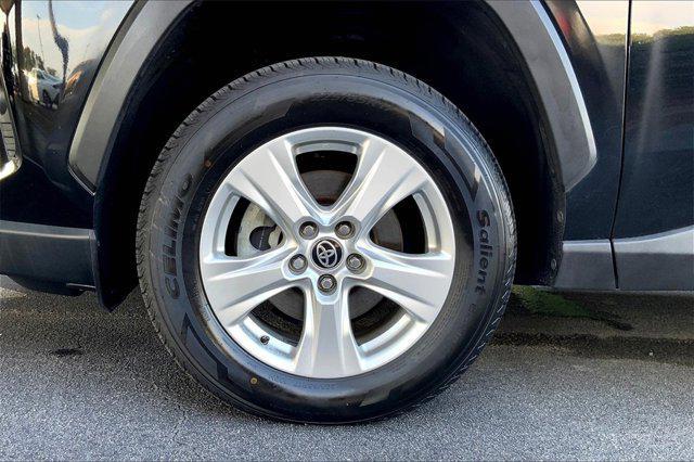 Photo of 2021 Black Toyota RAV4
