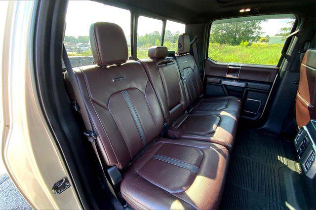 Photo of 2017 White Gold Metallic Ford F-350
