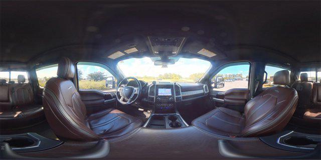 Photo of 2017 White Gold Metallic Ford F-350