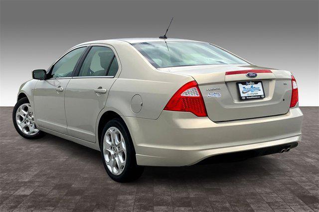 Photo of 2010 Smokestone Metallic Ford Fusion