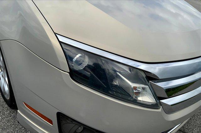 Photo of 2010 Smokestone Metallic Ford Fusion