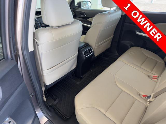 Photo of 2016 Gray Honda CR-V