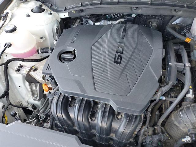 Photo of 2024 White Pearl Hyundai TUCSON