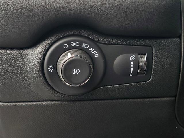 Photo of 2023 White Knuckle Clearcoat Dodge Durango