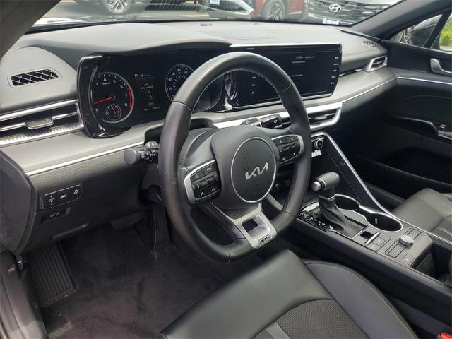 Photo of 2023 Ebony Black Kia K5