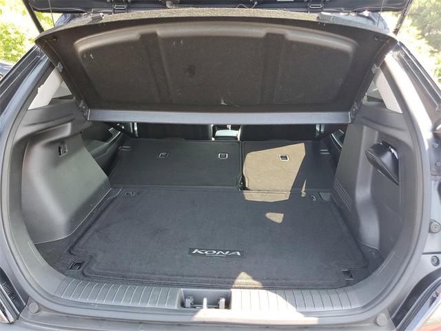 Photo of 2023 Ultra Black Pearl Hyundai KONA