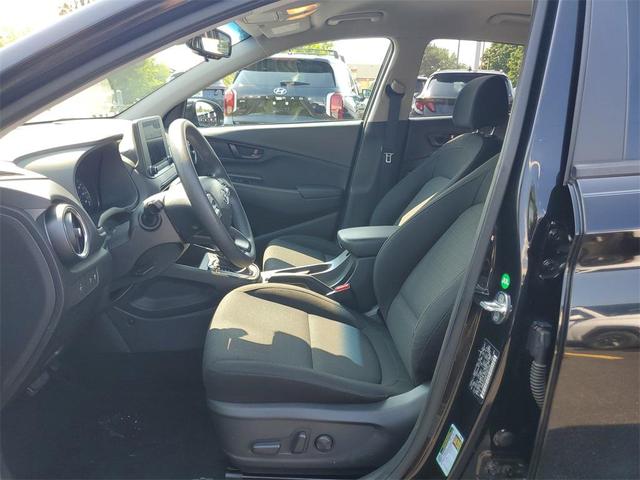 Photo of 2023 Ultra Black Pearl Hyundai KONA
