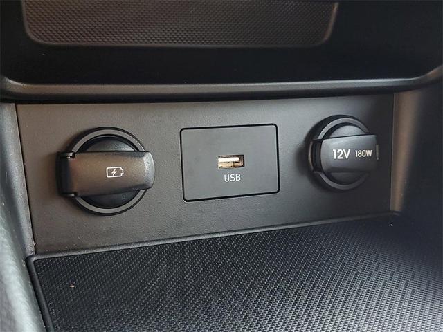 Photo of 2023 Ultra Black Pearl Hyundai KONA