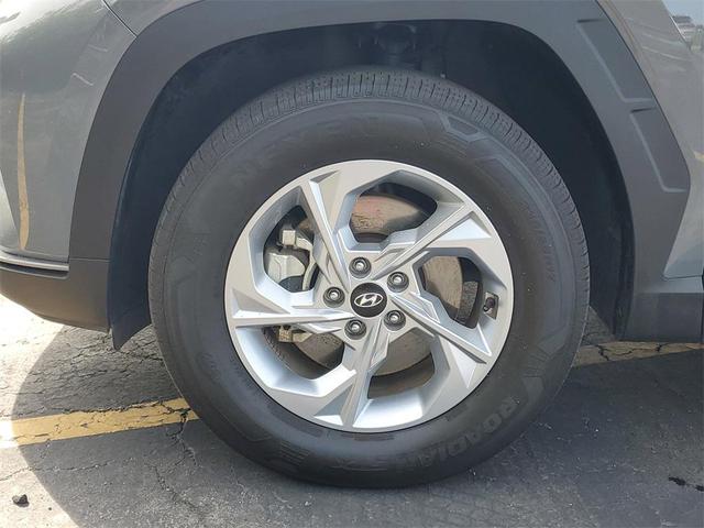 Photo of 2024 Hampton Gray Hyundai TUCSON