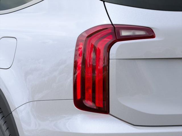 Photo of 2025 Glacial White Pearl Kia Telluride