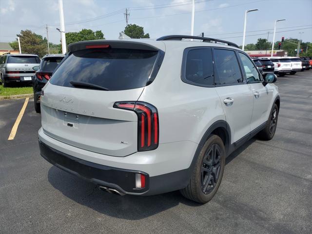 Photo of 2024 Wolf Gray Kia Telluride