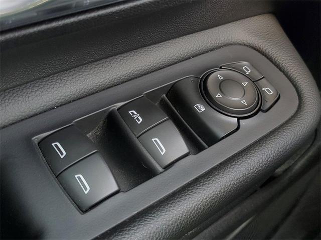 Photo of 2024 Ebony Twilight Metallic GMC Terrain