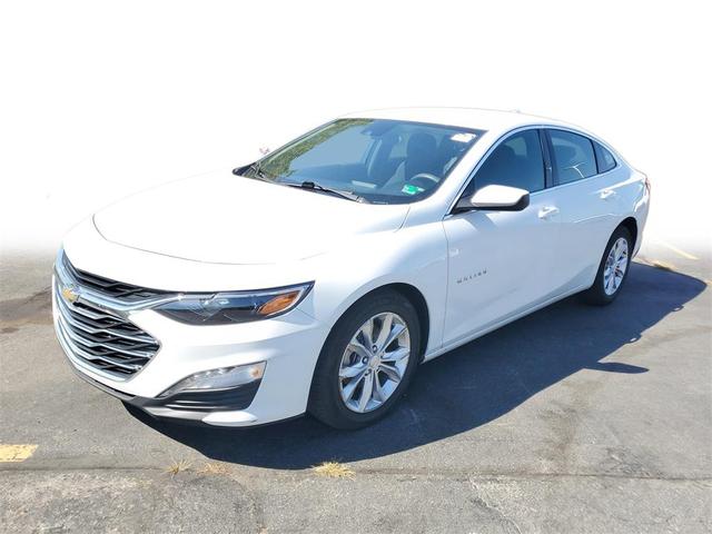Photo of 2023 Summit White Chevrolet Malibu