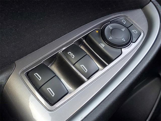 Photo of 2023 Summit White Chevrolet Malibu