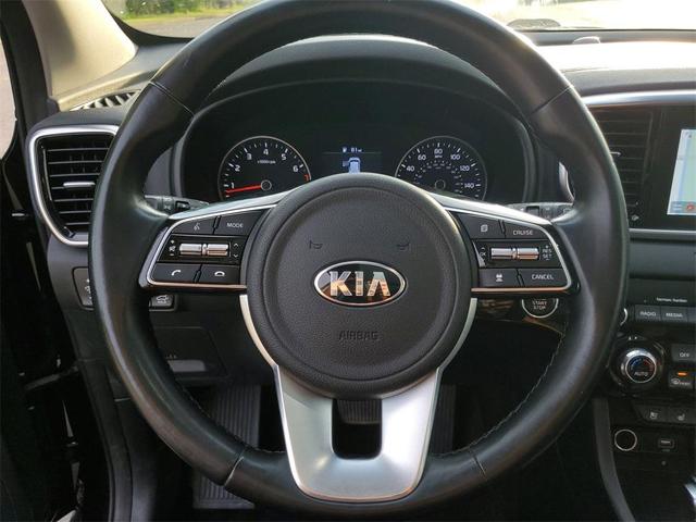 Photo of 2022 Black Cherry Pearl Kia Sportage