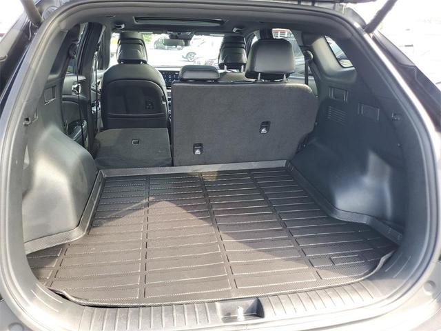 Photo of 2023 Ebony Black Kia Sportage