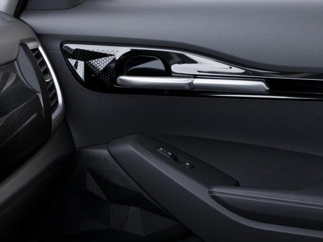Photo of 2025 Fusion Black Kia Seltos