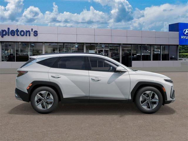 Photo of 2025 Creamy White Pearl Hyundai TUCSON Hybrid