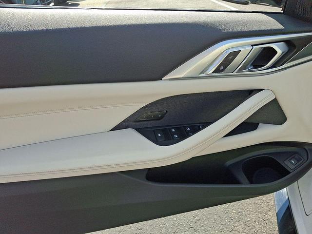 Photo of 2024 Alpine White BMW M4
