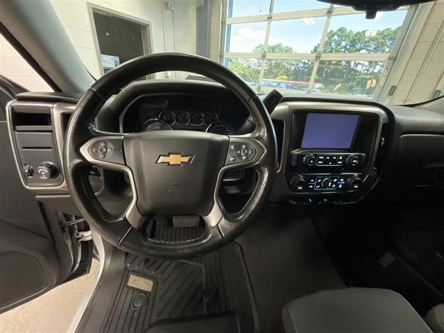 Photo of 2018 Silver Ice Metallic Chevrolet Silverado 1500