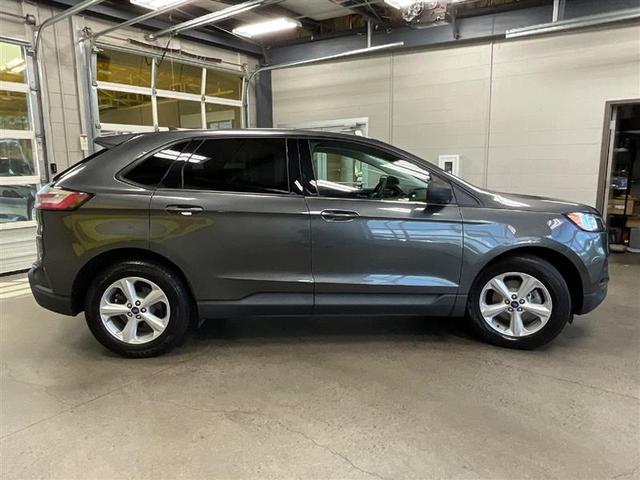 Photo of 2020 Magnetic Metallic Ford Edge