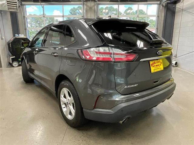 Photo of 2020 Magnetic Metallic Ford Edge