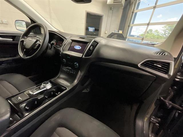 Photo of 2020 Magnetic Metallic Ford Edge