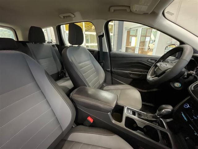 Photo of 2018 Shadow Black Ford Escape