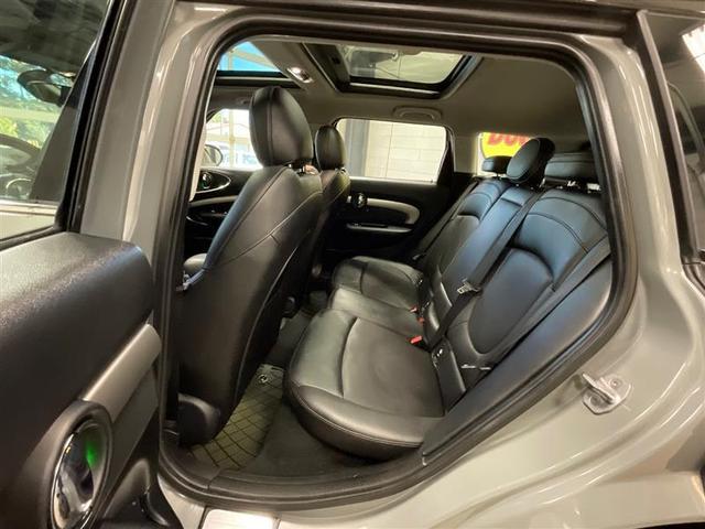 Photo of 2016 Moonwalk Grey Semi-Metallic MINI Clubman