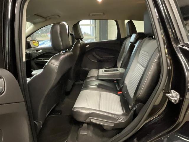 Photo of 2019 Agate Black Metallic Ford Escape