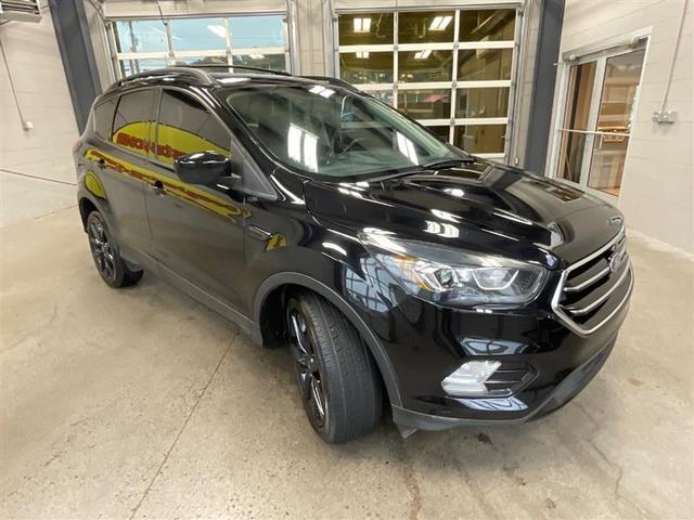 Photo of 2019 Agate Black Metallic Ford Escape