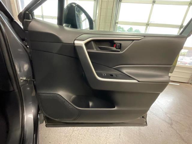 Photo of 2021 Magnetic Gray Metallic Toyota RAV4 Hybrid