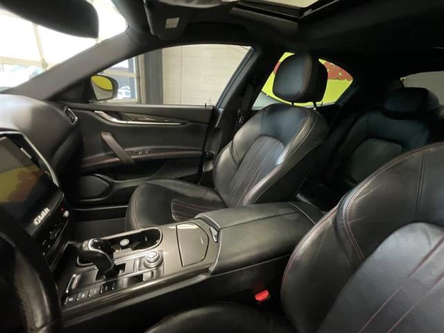 Photo of 2018 Bianco Maserati Ghibli