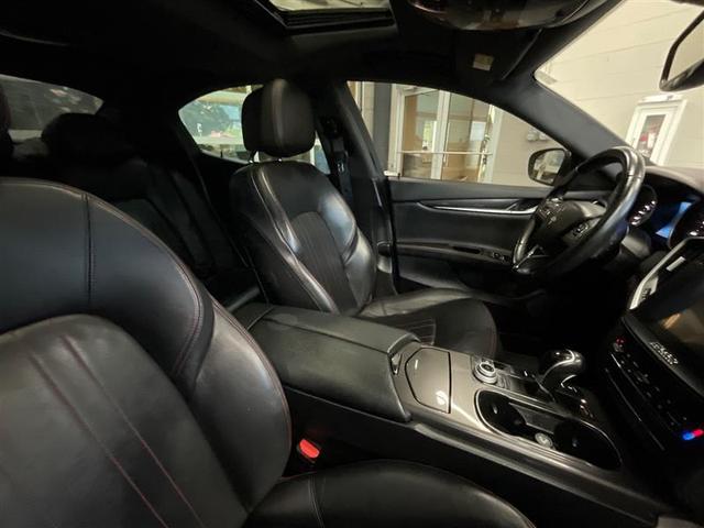 Photo of 2018 Bianco Maserati Ghibli