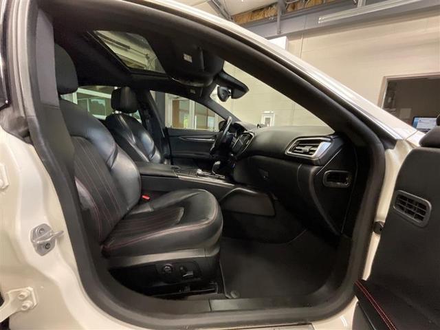 Photo of 2018 Bianco Maserati Ghibli