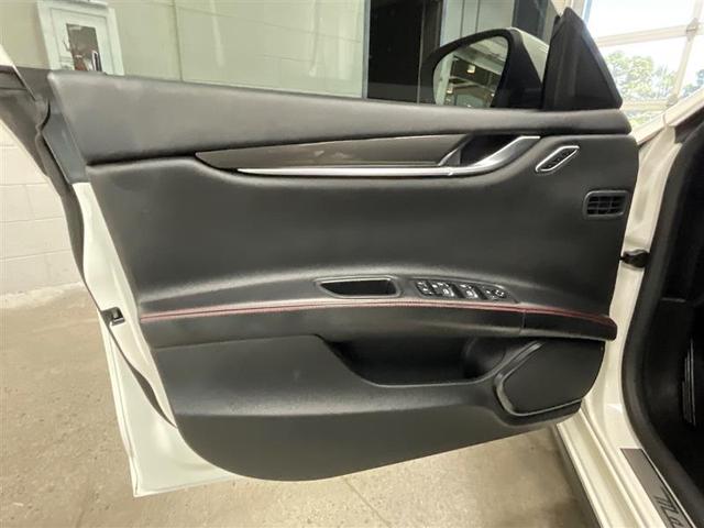 Photo of 2018 Bianco Maserati Ghibli