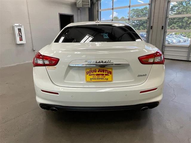 Photo of 2018 Bianco Maserati Ghibli